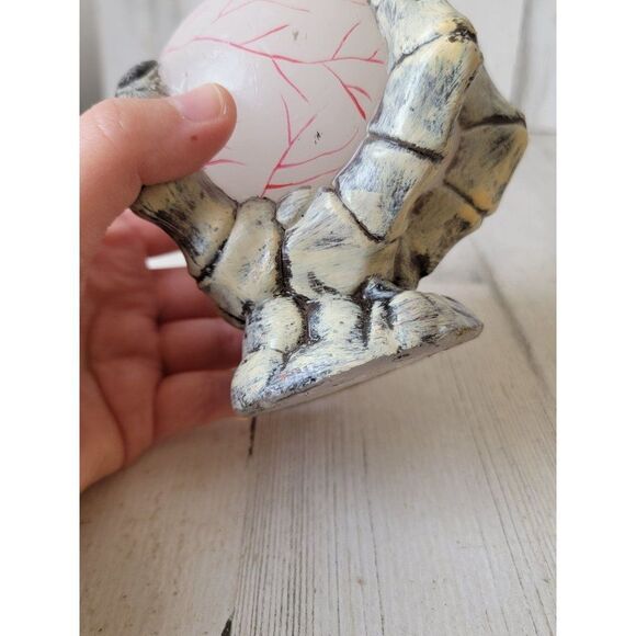 Halloween spooky eyeball candle witch hand skeleton prop decor - Picture 14 of 14